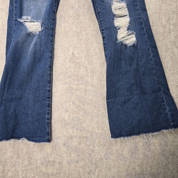 Scoop Womens Ankle Flare Distressed Jeans Size 8 Medium Wash Denim Raw Hem Style - Picture 4 of 10